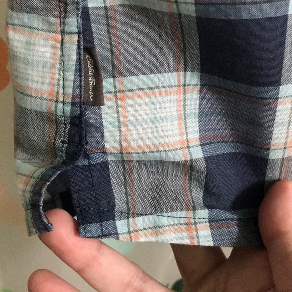 Eddie Bauer blue plaid V-neck sleeveless top - Picture 6 of 8
